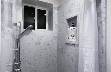 Modern 1-Bedroom Cozy Retreat - Foto 6