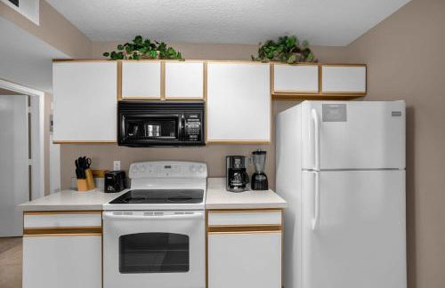 Upstay - Unbeatable Location Condo w Garden Patio - Foto 23