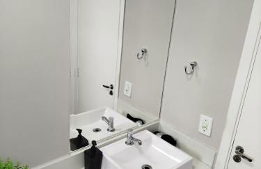 Apartamento Ao lado Animalia Park com piscina e estacionamento - Foto 18