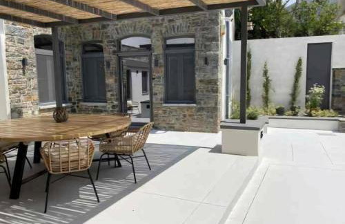 Venetian gem in neapolitan with private courtyard - Photo 17