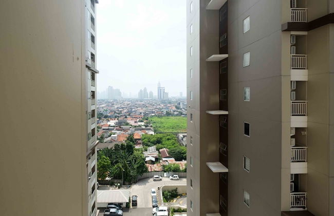 Comfort and Simple 2BR at Pakubuwono Terrace Apartment - Foto 16