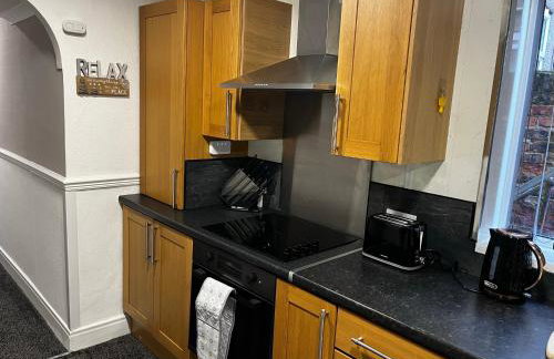 Levy Nook House 1 bed apartment 5 minute walk to Stockton town centre & Free Parking - Foto 6