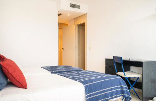 Vistas a Plaza de España y Parking Gratuito - Foto 27