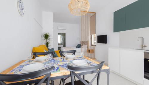 FLORIT FLATS - Stylish Studio by the Joaquin Sorolla Station - Photo 3