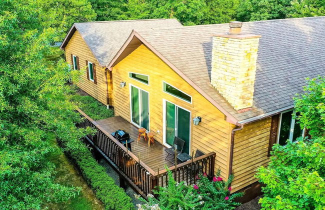 Cacapon Connected - Workplace Retreat - Foto 1