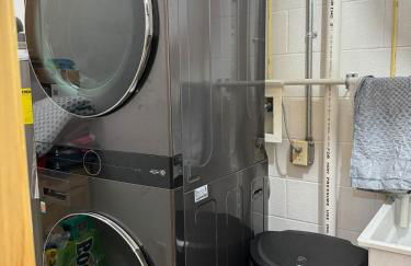 Romantic Getaway or Family Vacay with Mountain Views & Hot Tub - Foto 6