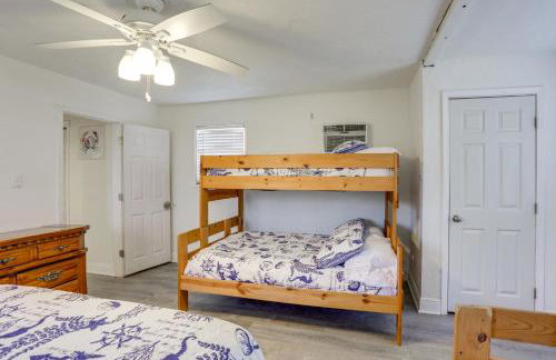 1 Mi to Festivals! Grand Isle Getaway w/ Deck - Foto 17