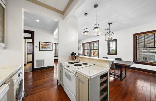 Modern apartment in historic downtown Galveston close to the Strand - Foto 29