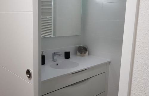 STUDIO 28 m2 TOUT CONFORT NEUF LABEL 3 ETOILES 4 PERSONNES CYBELE - Foto 6