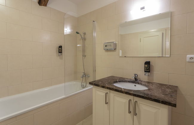 Three Golden Crowns Apartments - Foto 44