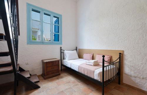 1944-Heritage House - Photo 42