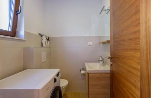 Villa David - luxurious secluded villa with a heated pool - Foto 32