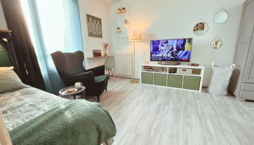 Le Petit Margny - place de parking sécurisée - Your Sweet Loc - Foto 4