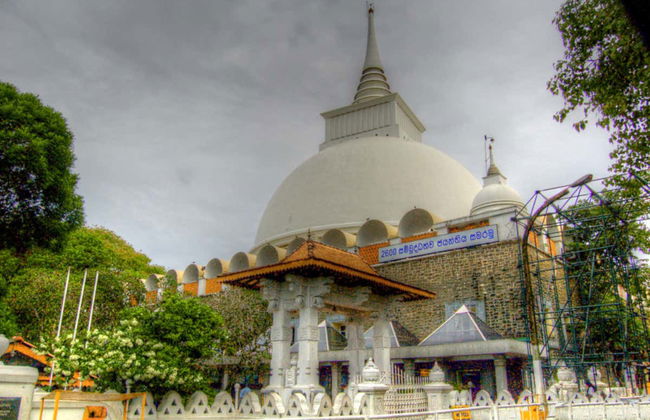 Escursione privata a Kalutara e alla tenuta Lunuganga - Foto 2