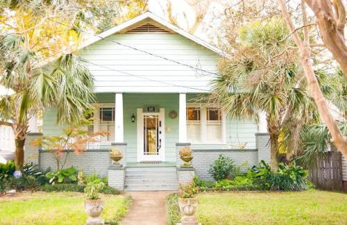 Modern & Centrally Located Stay at Calypso Dreams - Foto 1