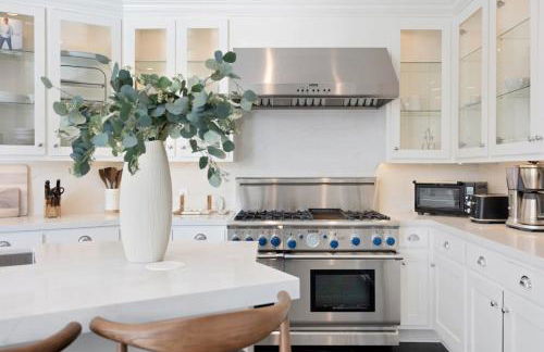 Chateau Beverly Hills by Stay Awhile Villas - Foto 15