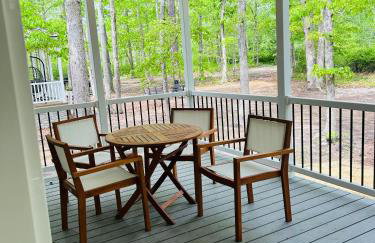 Swan Lake Resort Rentals - Photo 4
