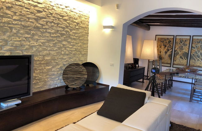 Beautiful Luxury Villa Located in Villasimius Near the Beaches - Photo 33