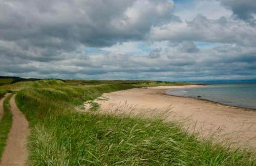 Beach Cottage in a Tranquil Location - Foto 8