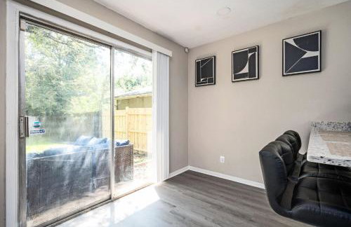 Family & Dog Friendly 4BD-3BA in Stone Mountain - Foto 40