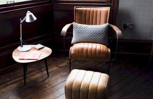 Beautiful, traditional 2 bed flat w free parking - Pass the Keys - Photo 20