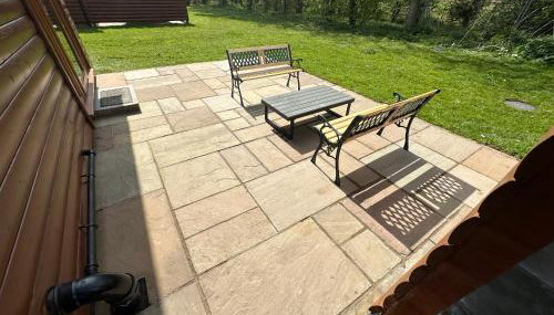 Lily Lodge-Tranquil-Hot Tub-Fishing-7m to beach - Foto 3, Garden, Garden view