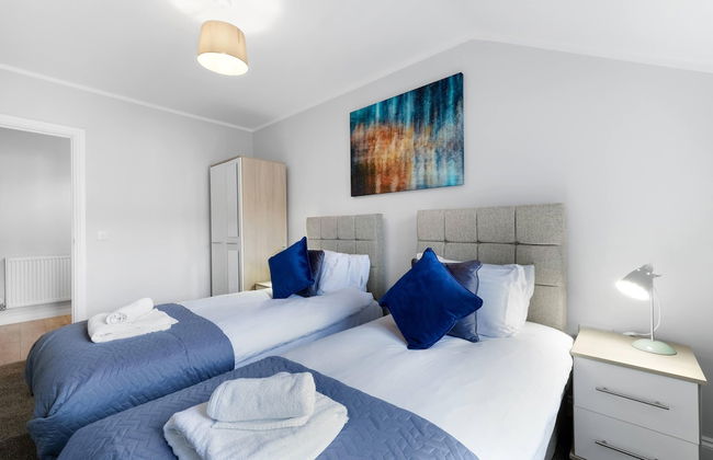 2 Bdrm Penthouse with parking Wycombe - Foto 10