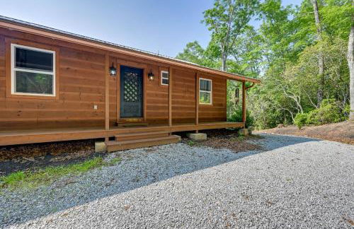 Beautiful Franklin Home with Bunkhouse and Hot Tub! - Foto 38