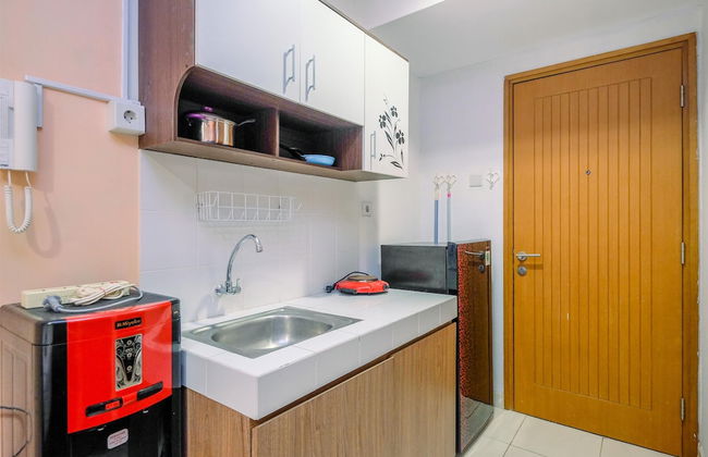 Classic And Cozy Studio At Cinere Bellevue Suites Apartment - Photo 9