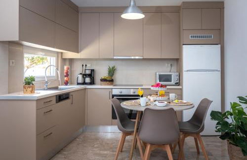 Casa EleMar Villa with Private Yard - Photo 32