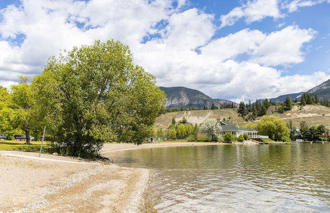 AMAZING 3Br Condo | Heated Pool & Hot Tub | Hm Theatre | Pool Table - Photo 32