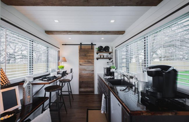 The Classic Tiny Cargohome 12 min to Magnolia Silos Baylor - Foto 4