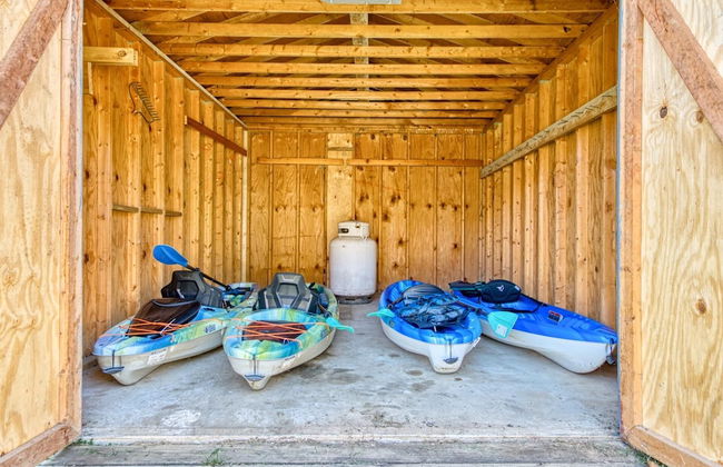 New River 3BR - Fishing, Kayaking, Hot tub, VT Game Weekends - Photo 29