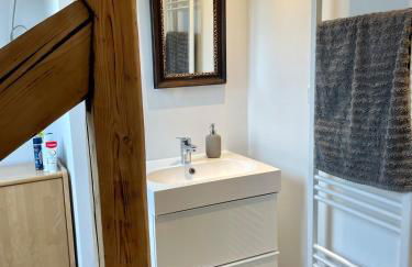 Lichtdurchflutetes Apartment mit Dachterasse zwischen Köln und Düsseldorf - Foto 18