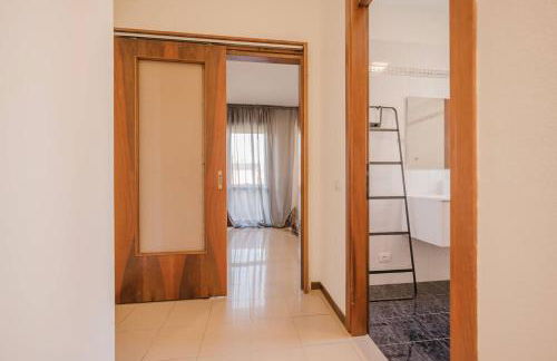 Unico Apt 3B, 2 ospiti, Parcheggio gratis, 10 minuti da Venezia - Photo 4