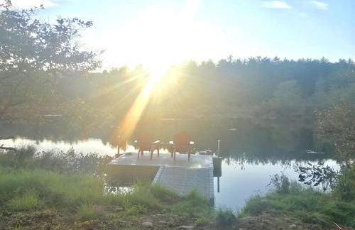 Beautiful Lakefront Chalet in the Poconos! - Foto 53