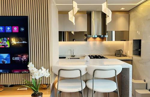 Apto 2 quartos em frente ao Shop Catuai - Foto 1