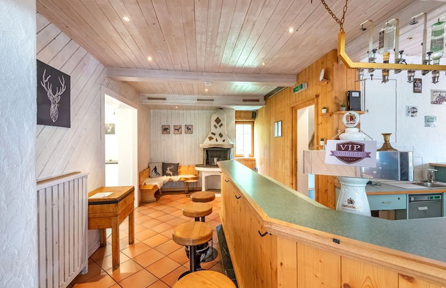 Beautiful Holiday Home Near St Anton Am Arlberg With Sauna - Foto 7