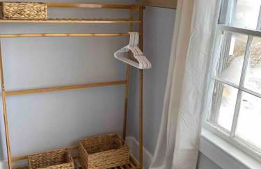 Farmhouse with game room, fire pit and creek - Foto 7