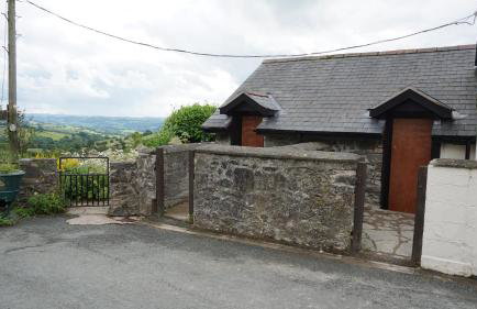 Wheat Cottage - 5* Cyfie Farm with private covered hot tub - Foto 12