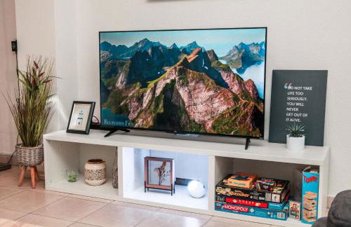 INDIVIDUAL APARTMENTS - Zentrale, ruhige Wohnung in Innenstadt - Küche, Parkplatz, Terrasse, SmartTV, Netflix - Foto 6