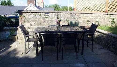 Cartref, 1860s family home. - Foto 3, Garden