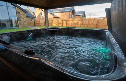 Northumberland Luxury Stays - The Shearling - Photo 17