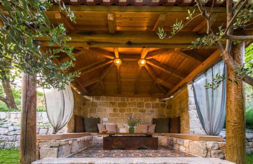 Quiet Villa near Split, Heated Pool, View, Nature - Foto 3