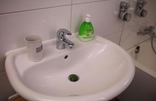 Fewo Art City-Studio Kassel 10, groß, modern, citynah, kostenfreie Parkplätze, Süd-Balkon, ruhig, Herkulesblick, voll ausgestattet - Foto 5