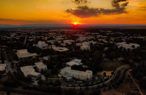 Craftsman 3BR Walk to UC Davis Pet-Friendly - Foto 31