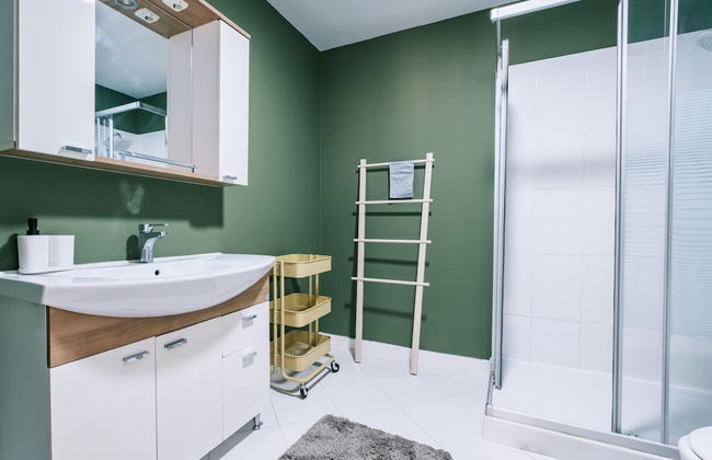 Chic Flat w Balcony 5 min to Cevahir Mall in Sisli - Foto 40