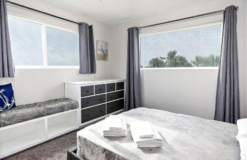 Bay Front Home with Spectacular Sunrise Views - Foto 22