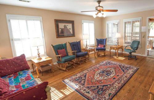 Incredible Vacation Rental for Large Groups on 20 Acres in Reliance, Tennessee - Foto 4