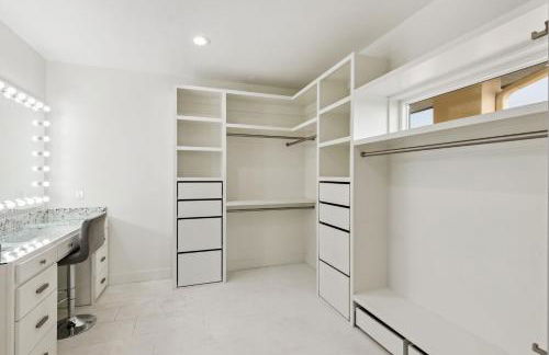 Elegant Mountain Retreat with Sweeping Views - Foto 12